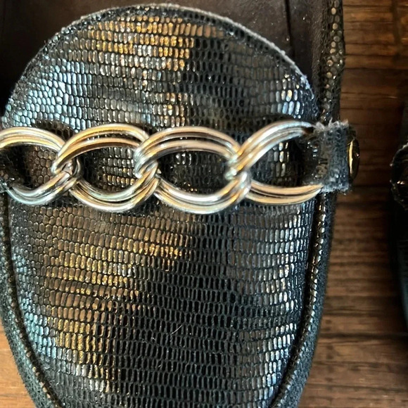 Vionic ALDA Black Snake Print Chain Leather Slip On Driving Loafers Size 6 1/2 - Picture 4 of 9